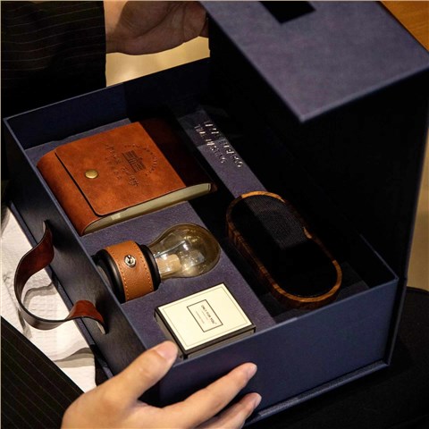 企業(yè)周年慶禮品|公司周年禮品