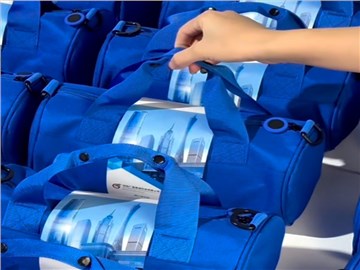 員工福利禮品的痛點(diǎn)與破局:從“形式福利”到“人文關(guān)懷” 員工福利禮品的痛點(diǎn)與破局:從“形式福利”到“人文關(guān)懷”