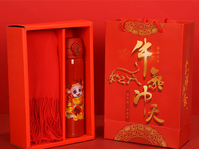 年會(huì)送什么客戶禮品，有心意，又高檔。