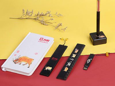 年底了，如何定制一款有特色的公司文創(chuàng)禮品？