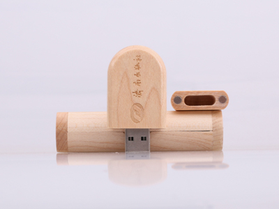 中禮集U盤定制網(wǎng)，教你如何定制一款屬于企業(yè)的專屬禮品U盤。