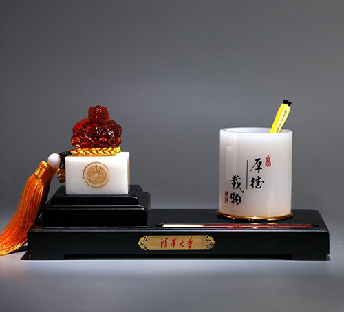 誠(chéng)信寶印文具臺(tái) 誠(chéng)信寶印文具臺(tái)