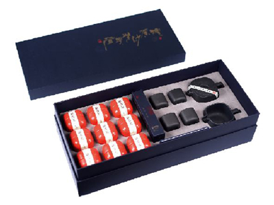 適合地產(chǎn)行業(yè)的茶具禮品可以這樣定制，高檔實(shí)用。