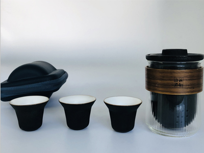 公司這樣定做禮品，不僅省錢更少力。