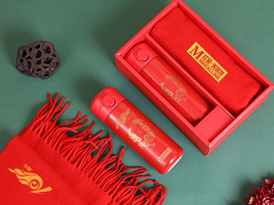 企業(yè)10周年禮品定制推薦。