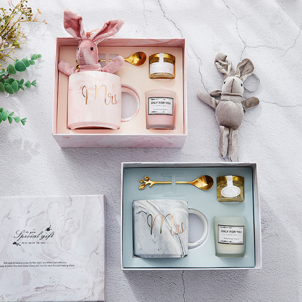 時(shí)尚百搭優(yōu)雅伴手禮禮盒 創(chuàng)意活動(dòng)伴手禮 婦女節(jié)活動(dòng)禮品3