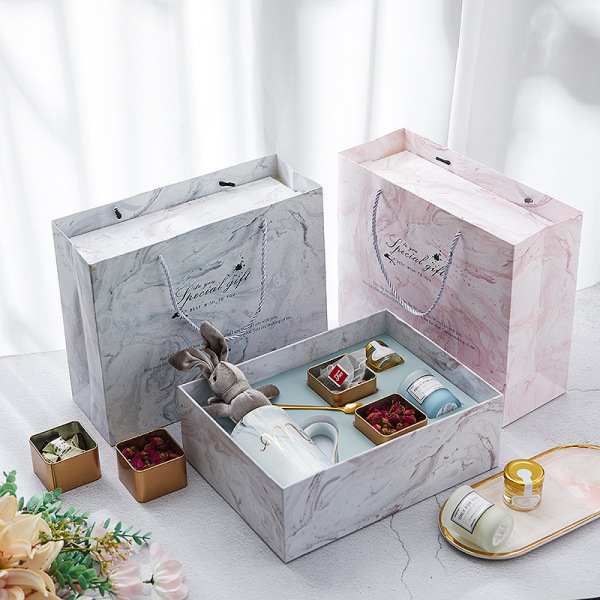 時(shí)尚百搭優(yōu)雅伴手禮禮盒 創(chuàng)意活動(dòng)伴手禮 婦女節(jié)活動(dòng)禮品4