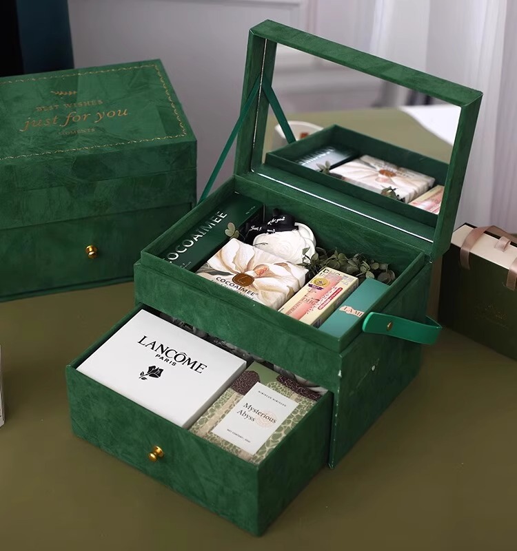 雙層絲絨女神節(jié)禮品 雙層絲絨女神節(jié)禮品