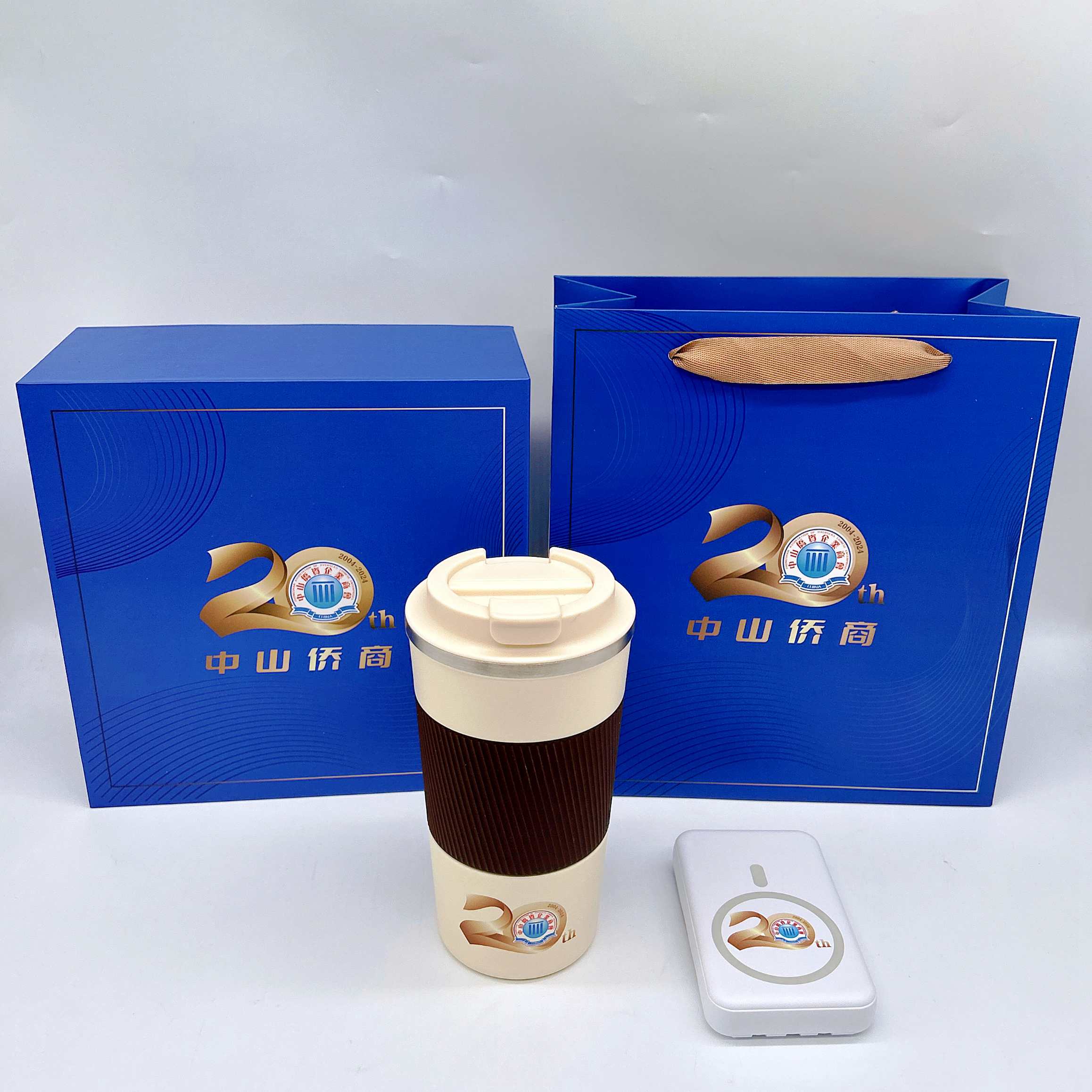 e96ebe1b2208fe29d2a3d608008b3b3_副本