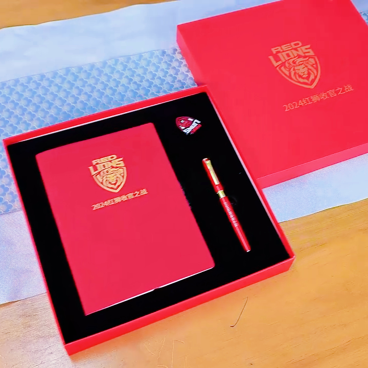 紅色禮盒：企業(yè)活動(dòng)紀(jì)念品的創(chuàng)意與價(jià)值傳遞