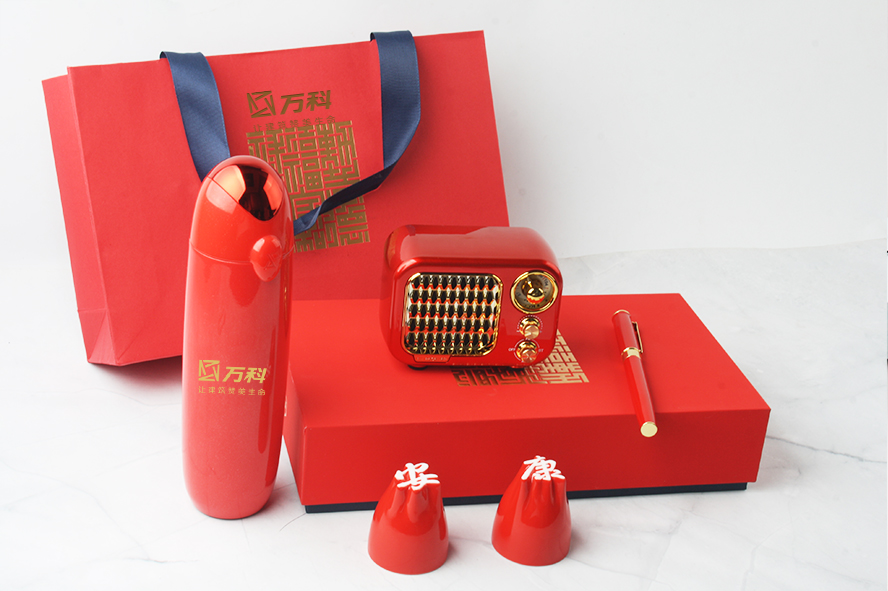 中禮集-地產(chǎn)商務(wù)禮品套裝